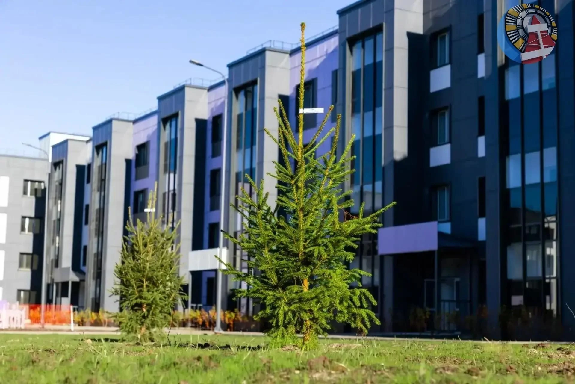 🏠 В Ноябрьске расселено более 26 тысяч квадратных метров аварийного жилья