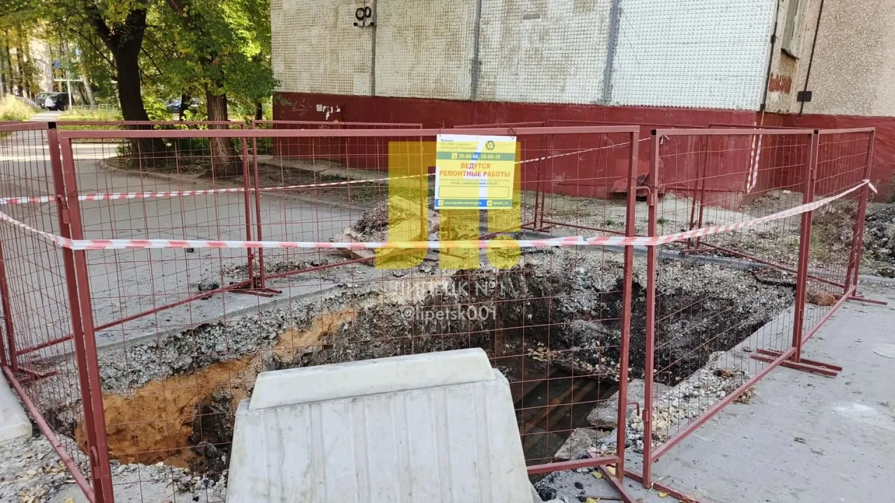 На 15-м мкр жители тоже 3-й месяц без воды.