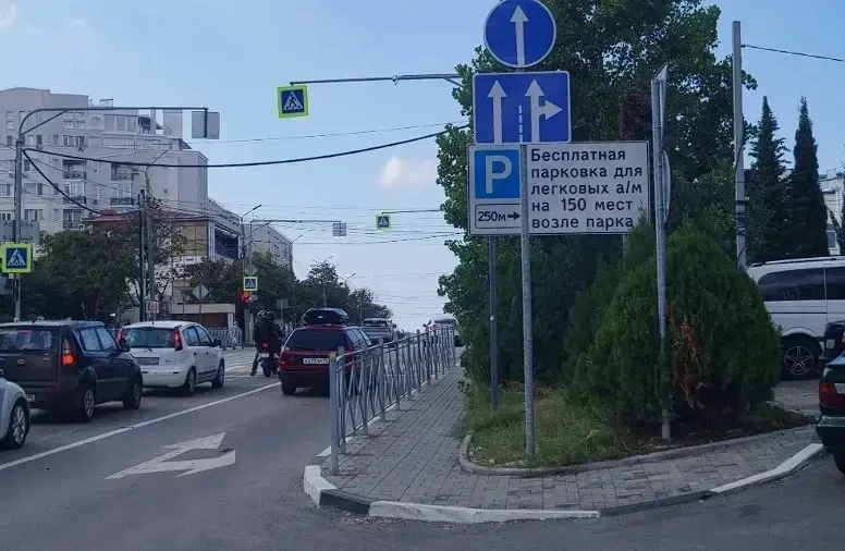 Жители домов у парка Победы предложили сохранить зелёную зону и решить вопрос с парковк...