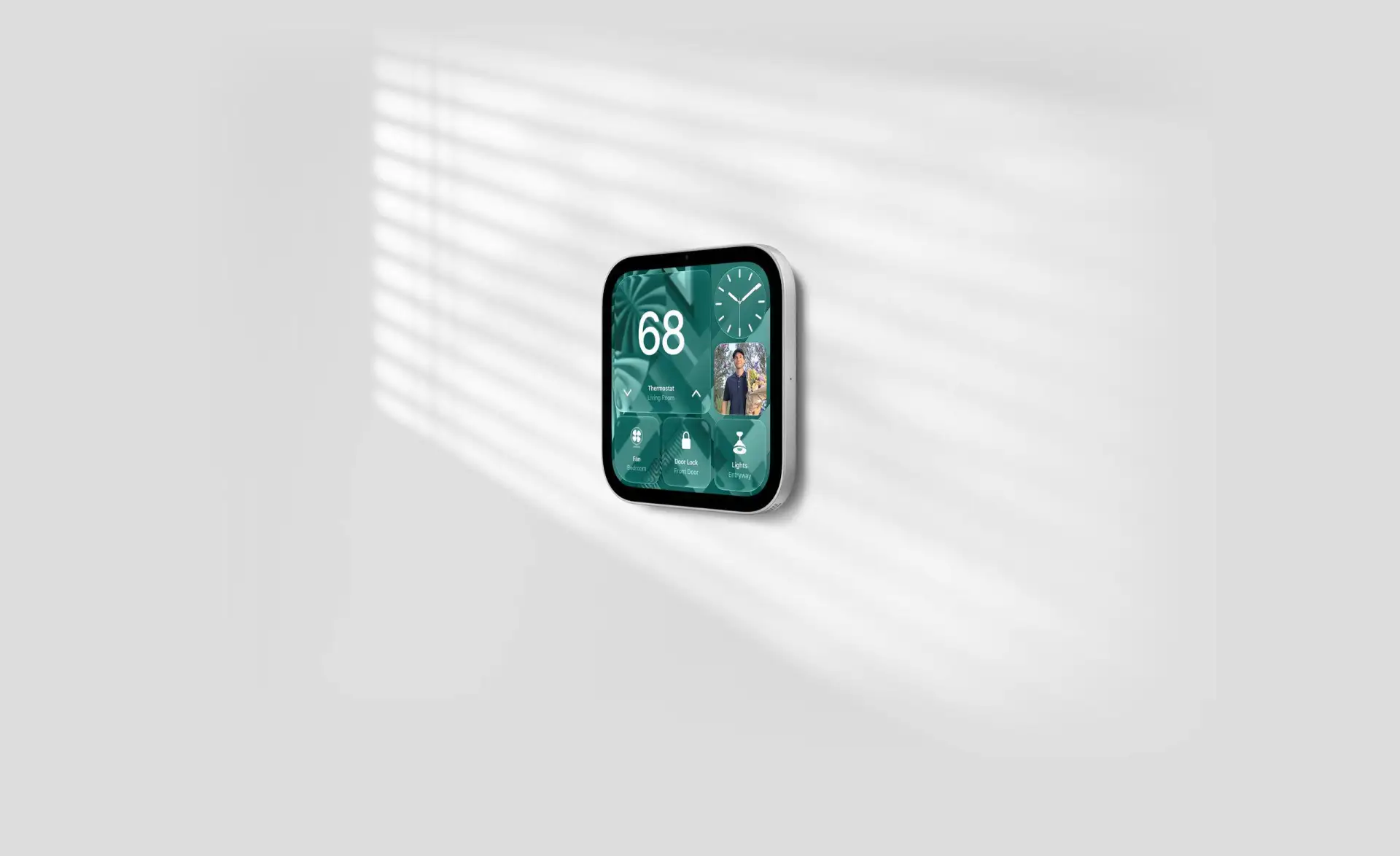 🍏 Распознавание лица в HomeView работает без Face ID. Камера фиксирует лицо, нейросеть...