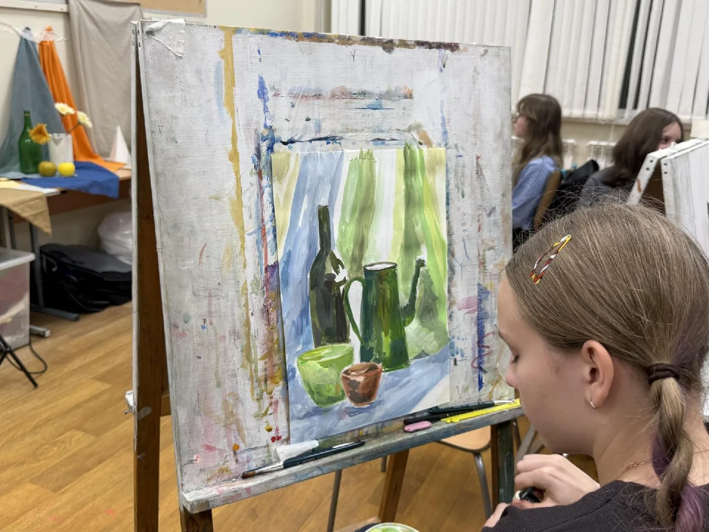 🎨 В ДШИ Дзержинского состоялся особенный творческий день — первый мастер‑класс художни...