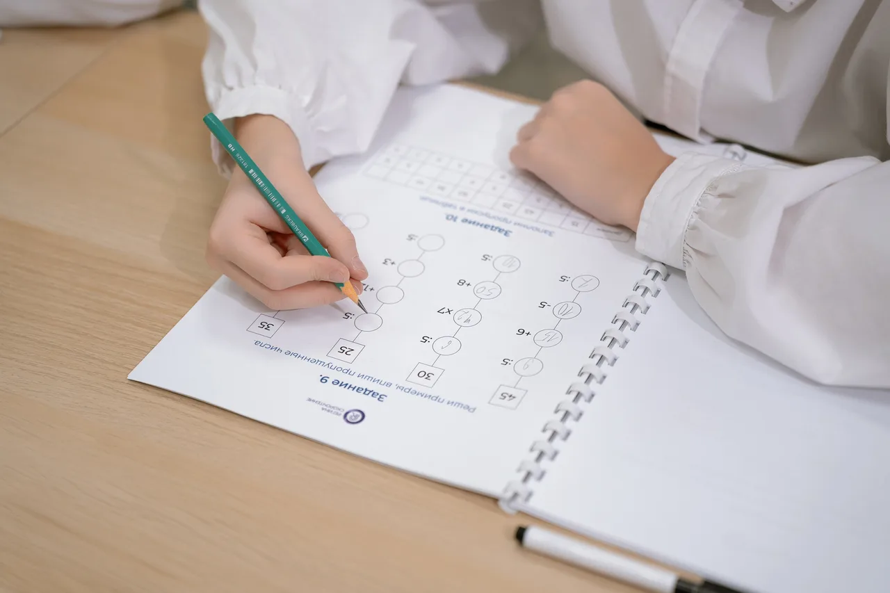 👩‍🏫 Учителя умеют гораздо больше, чем отражает их зарплата.