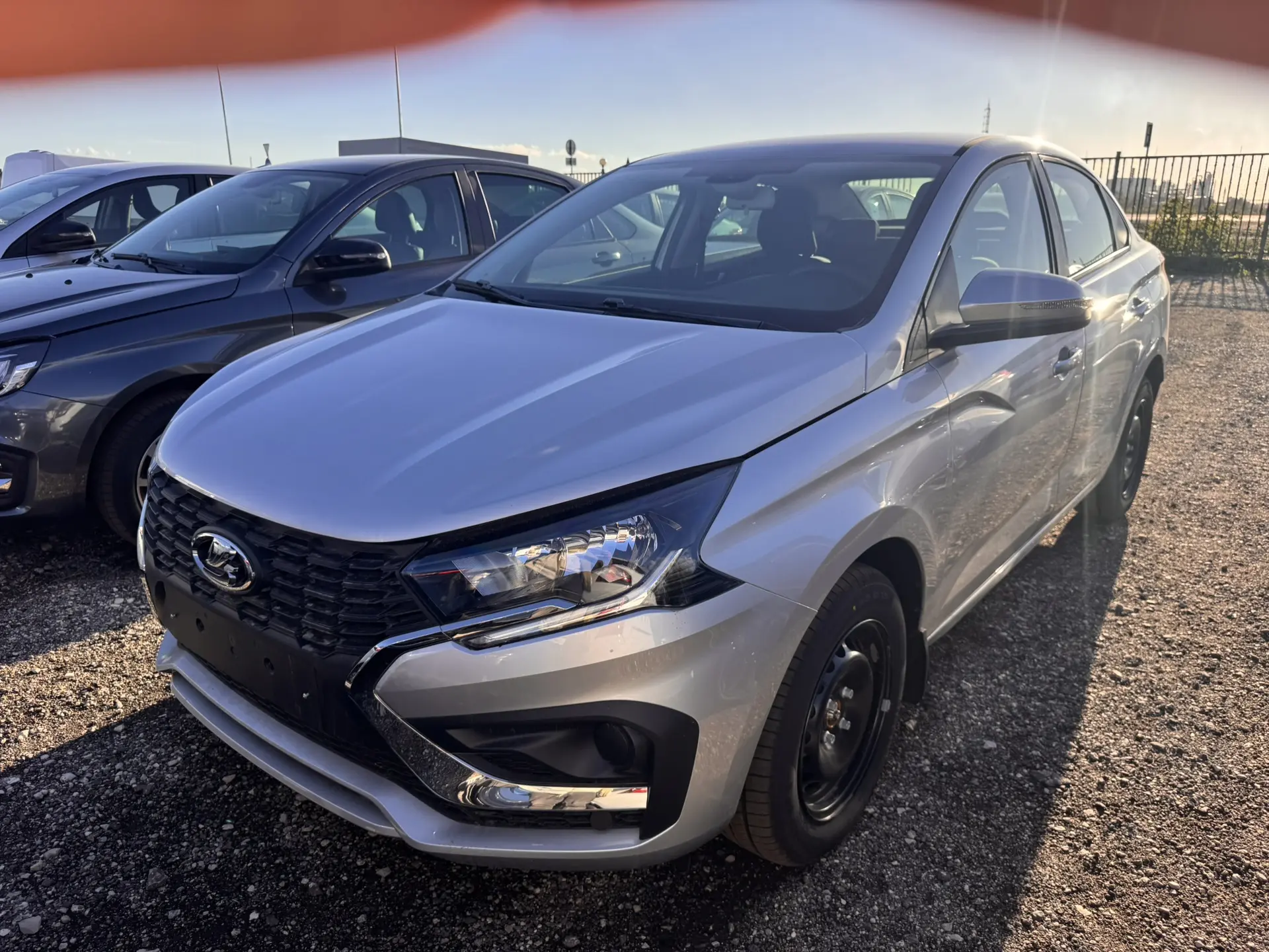 🚗 LADA Iskra седан