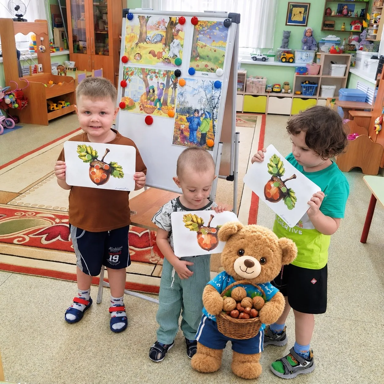 Смотрите, какую красоту сотворили наши ребята из группы "Капельки"🍁 Тема занятия — дар...