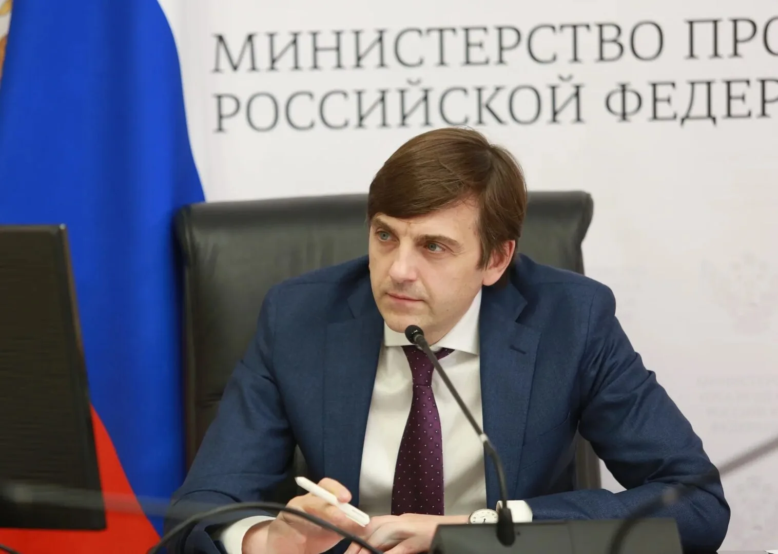 Родители могут отказаться от электронного дневника в школе