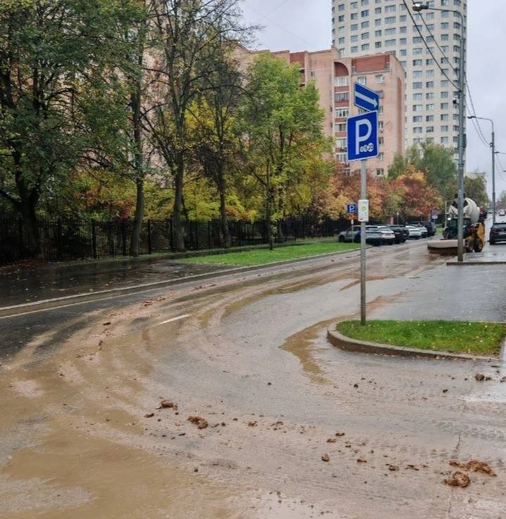 😡 Стройка на Гарибальди оставила после себя грязь