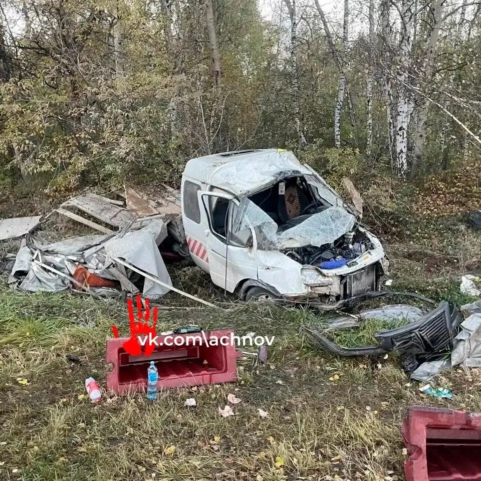 😱 Газель в хлам, пожилой водитель пострадал. Страшное ДТП с фурой под Челябинском