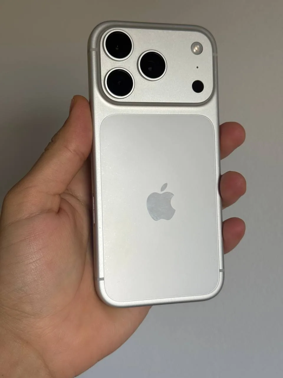 iPhone 17 Pro 256 Gb 🤍