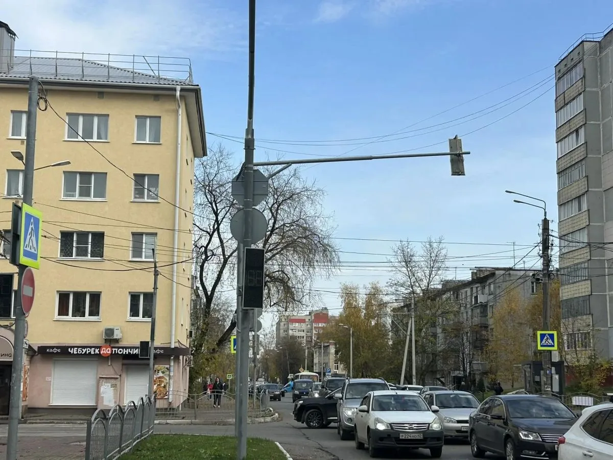 В Калуге на перекрёстке Тульской и Степана Разина не работают светофоры