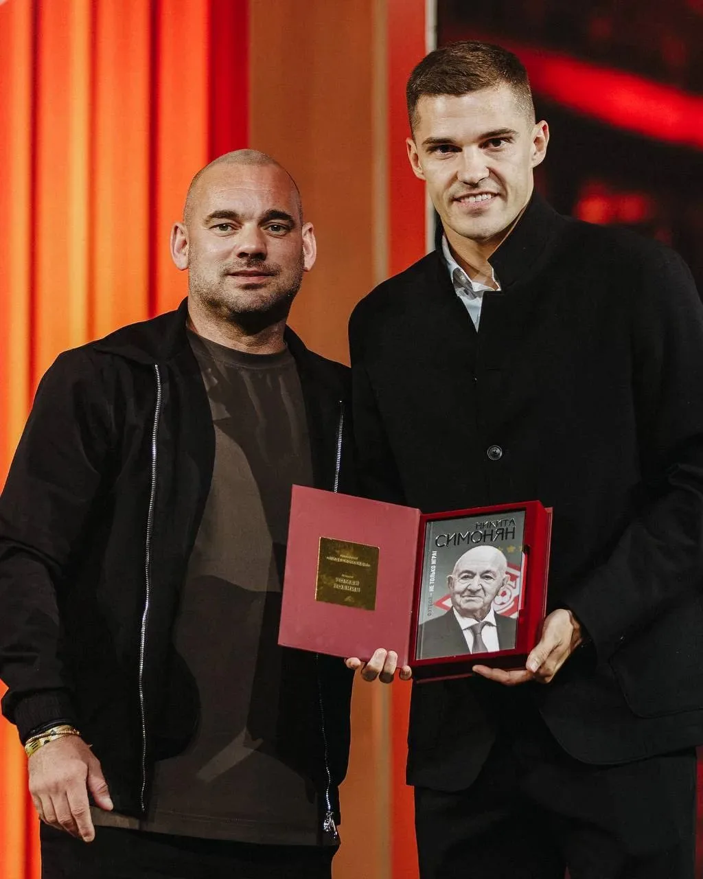 ⚡️ СНЕЙДЕР НАГРАДИЛ