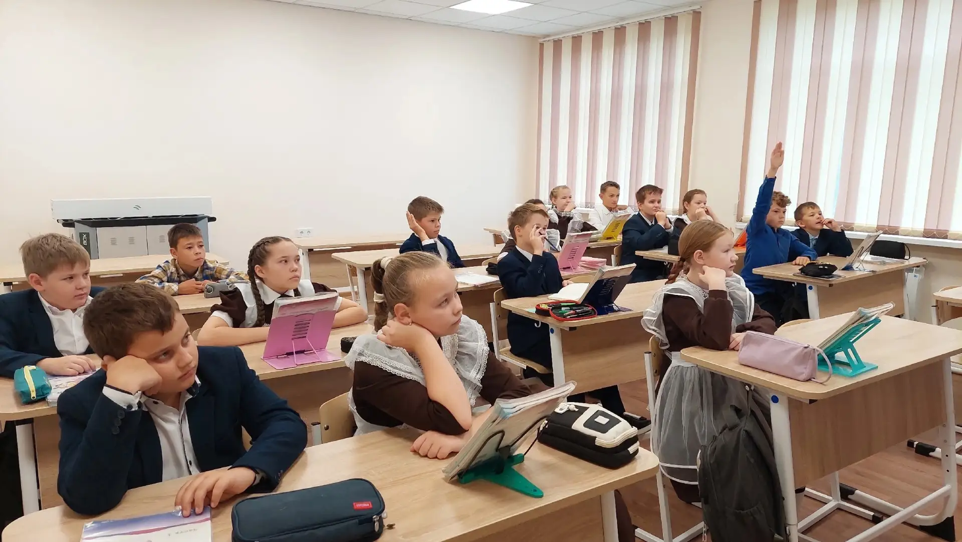 В нашей школе прошёл традиционный День самоуправления, приуроченный ко Дню учителя. Пра...