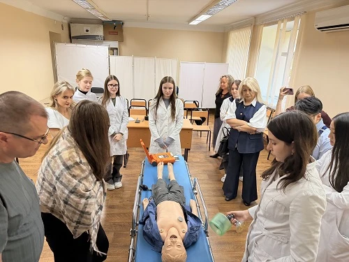 📍 В ДВГМУ состоялась практическая конференция «Междисциплинарные проблемы поликлиничес...