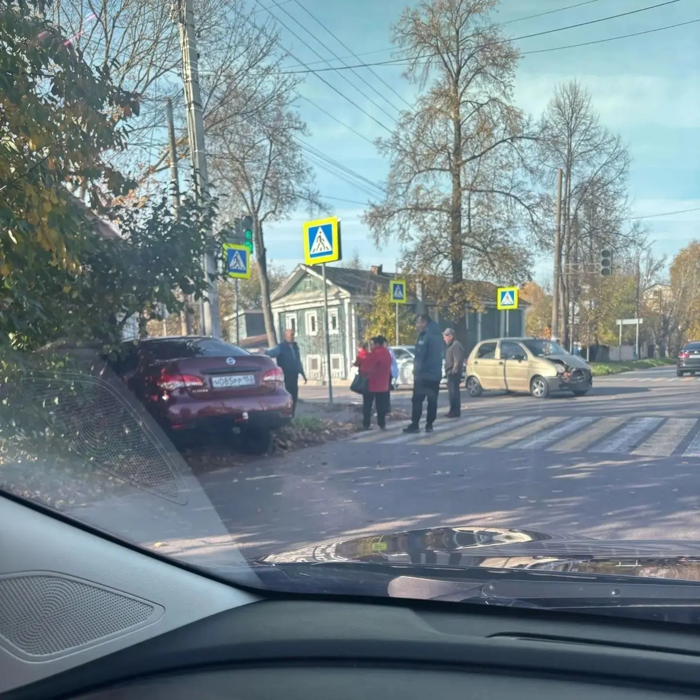 Машина улетела на перекрёстке Свободы и Коммунистов ❗
