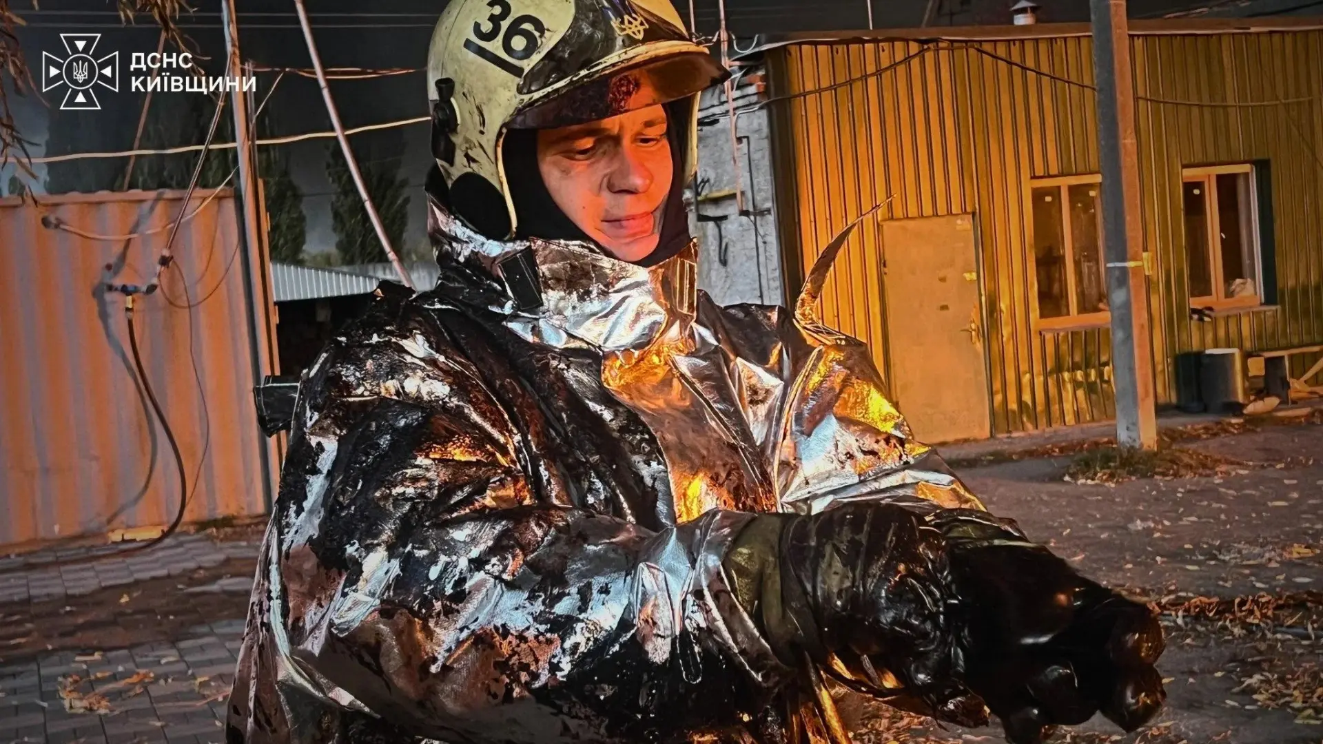 ‼️🇺🇦🔥 Под Киевом после удара пылает предприятие врага