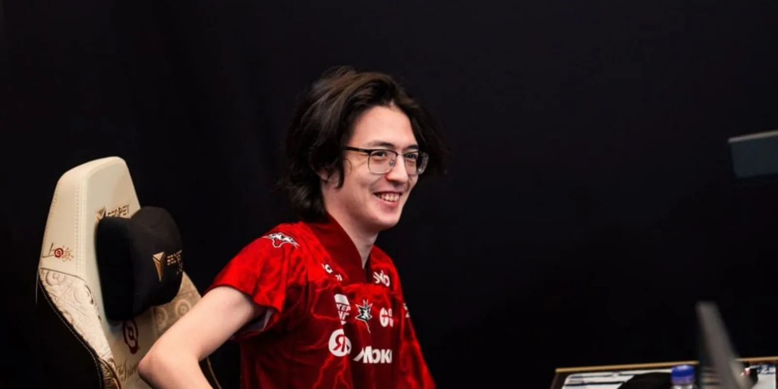 🏆 Team Yandex выбила LGD Gaming из верхней сетки