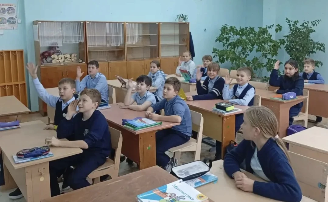 ✨ Умники и умницы: Викторина для 4 класса! ✨🎒