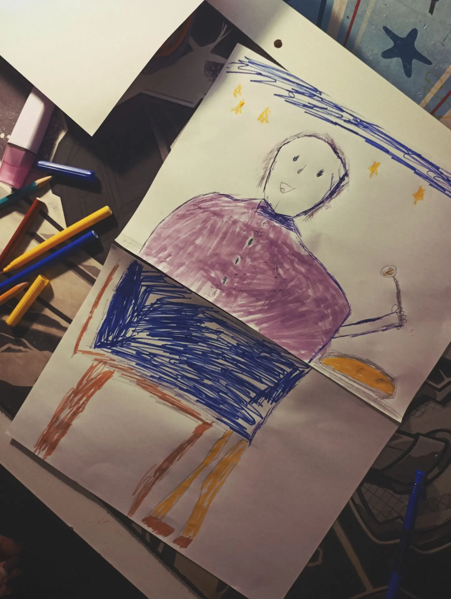 Мы развлекались как могли🌝вспомнили даже про принтер 🖨 , классная все-таки вещь, хоть...
