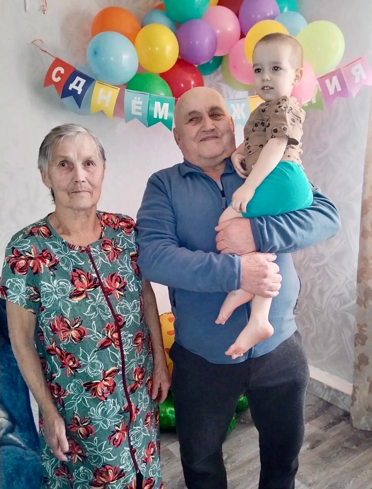 💐Свой 85-летний Юбилей накануне отметила жительница посёлка Удимский, Евгения Петровна...
