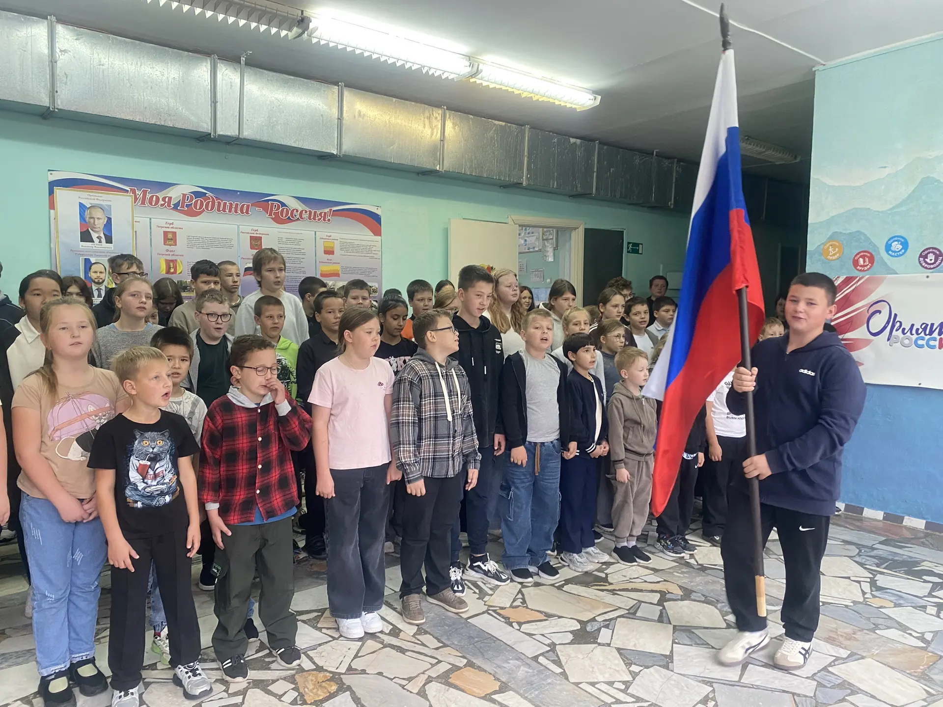 🎓 Традиционное начало учебной недели!