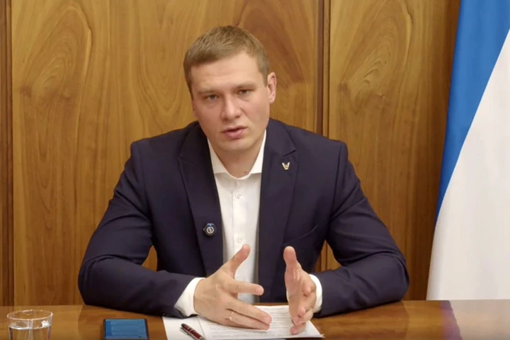 Глава Хакасии - о помощи охотникам, цензуре со стороны мэра Молоднякова и не только