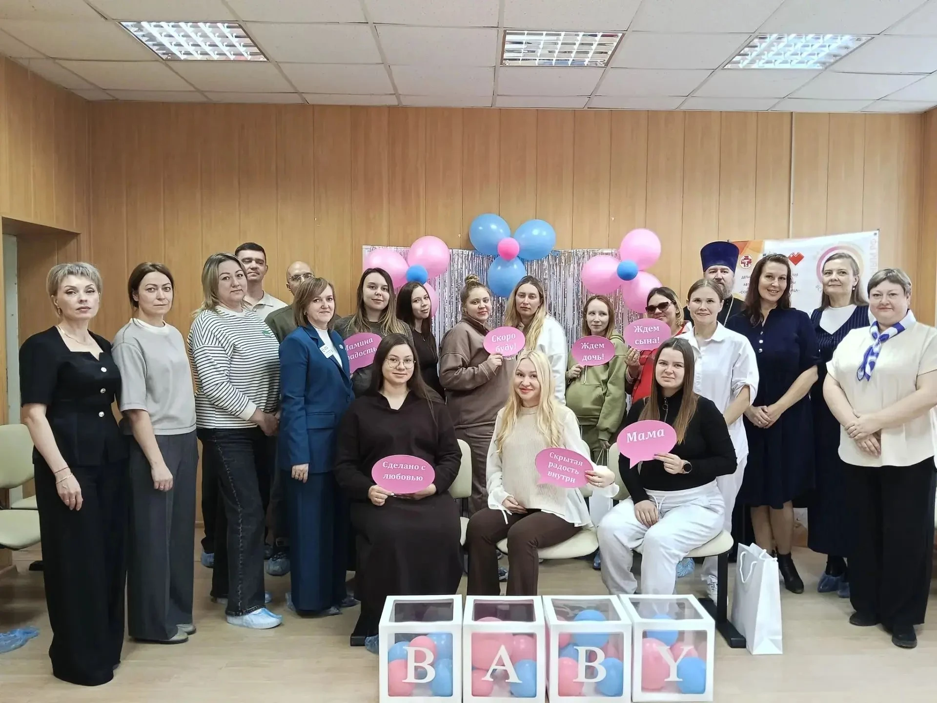 👉 В стенах Советской районной больницы прошло теплое и значимое мероприятие, посвященн...