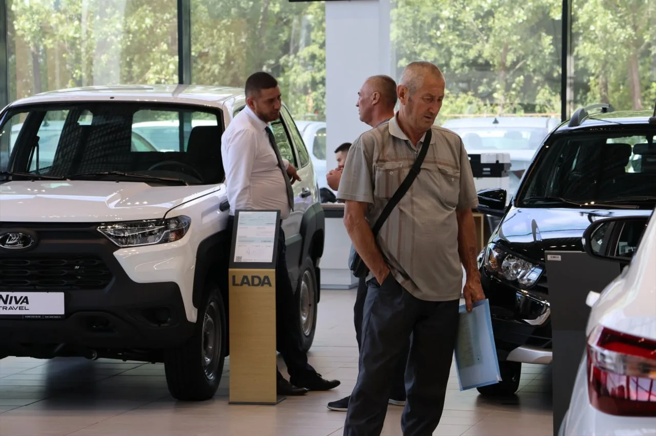 🚘📈УАЗ и «Москвич» ПОДОРОЖАЛИ — отечественный автопром снова переписал ценники.