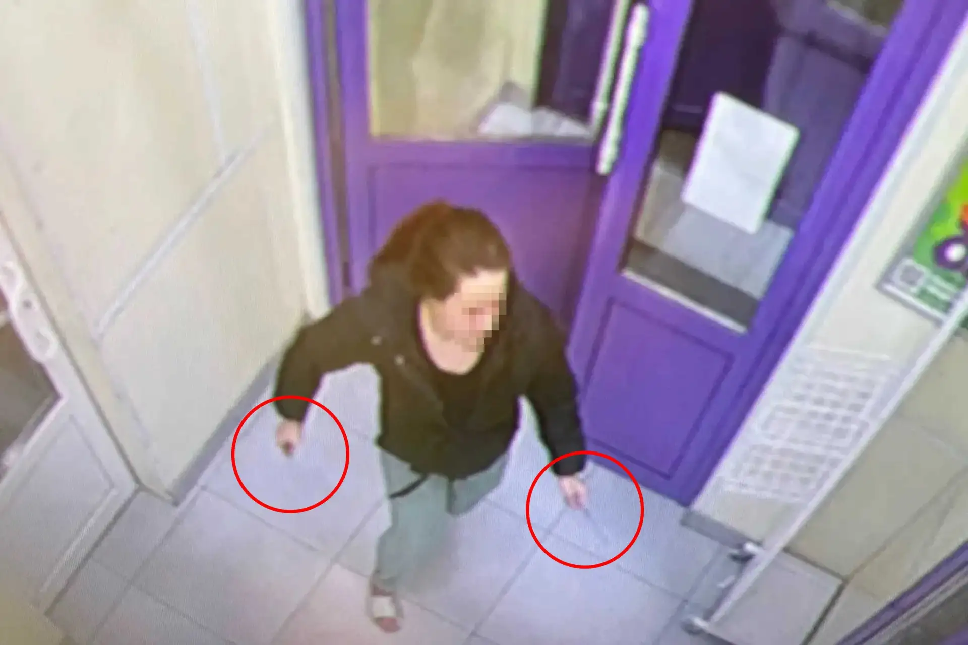Вечером 17 октября в дежурную часть полиции поступила информация о том, что в Киришах, ...
