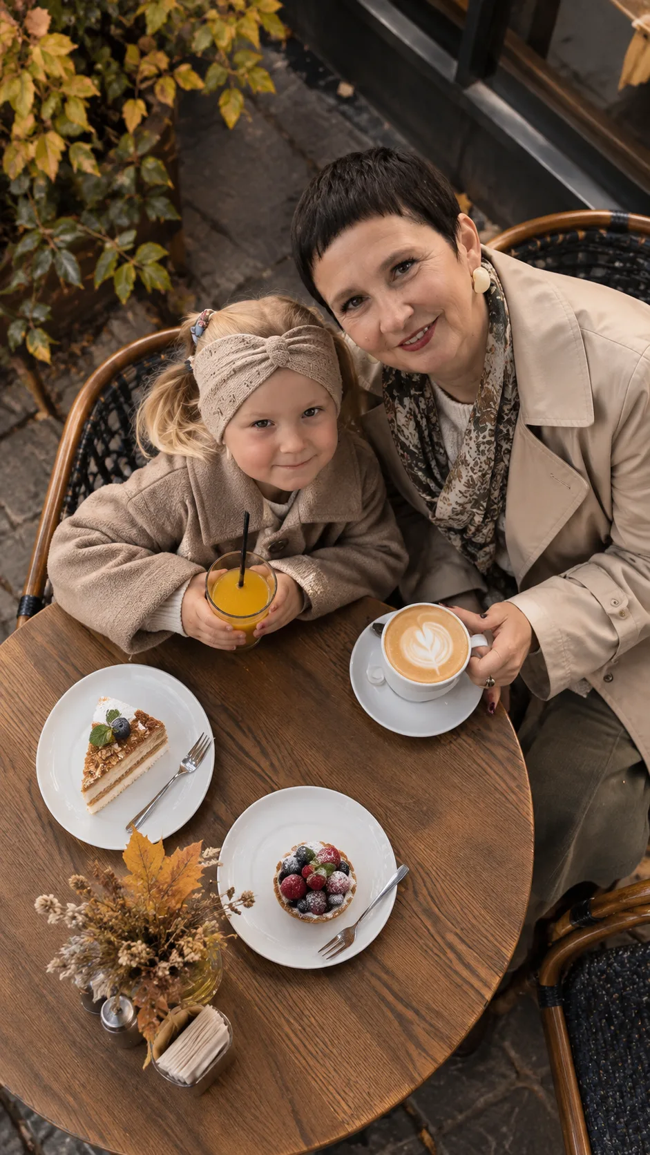 Счастье — в таких простых моментах ☕🍰🤎
