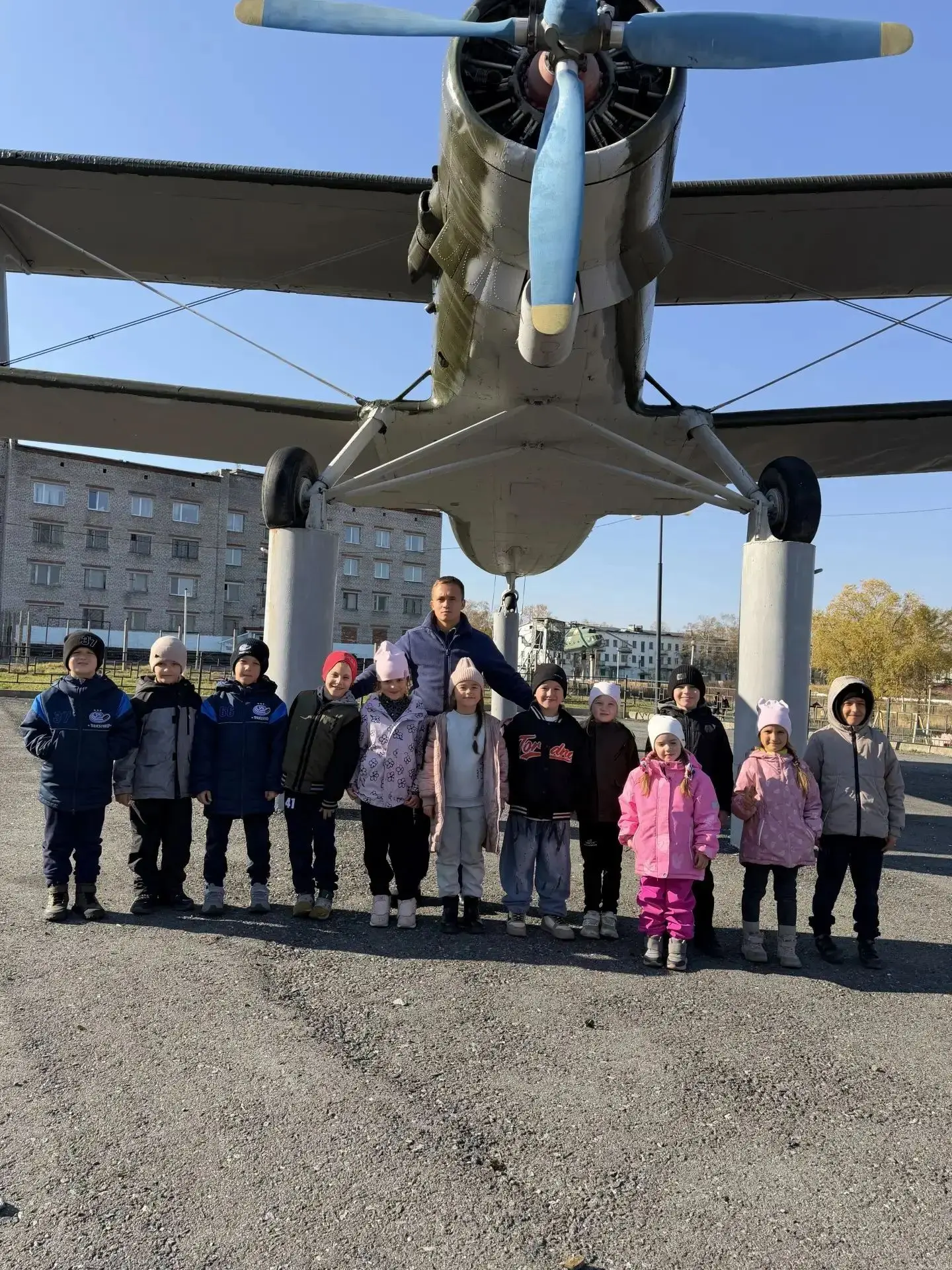 «От истории к небу: экскурсия первоклассников в Монгохто» в целях военно-патриотическог...