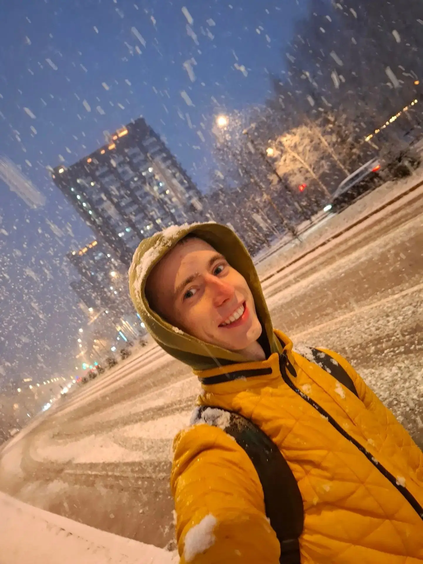 Какой удивительно вечер хороший!