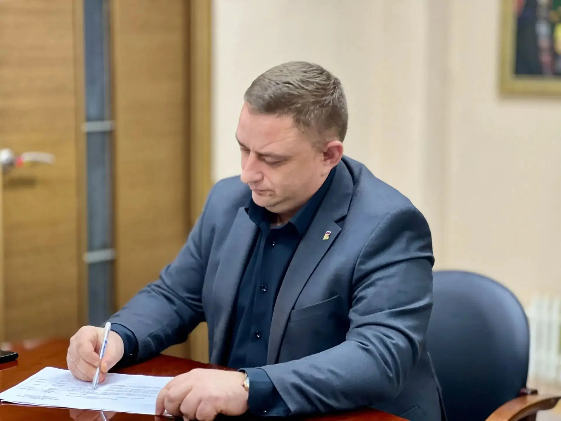 Начинаем новую рабочую неделю традиционной общегородской планёркой. С Администрацией го...