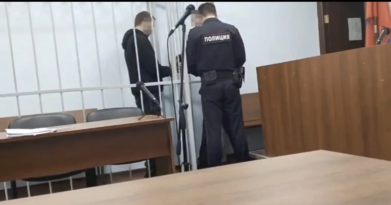 В Ярославле арестовали 38-летнего водителя, сбившего двух инспекторов ГАИ.