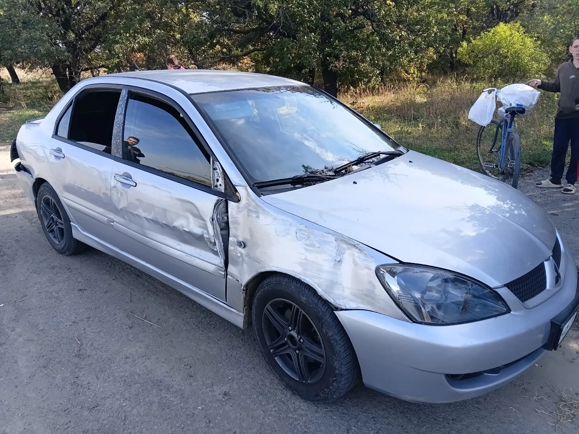 лансер 9 ,2005 рестайлинг ,автомат ,188,000 пробег,масло не жрёт, коробка не пинается,х...