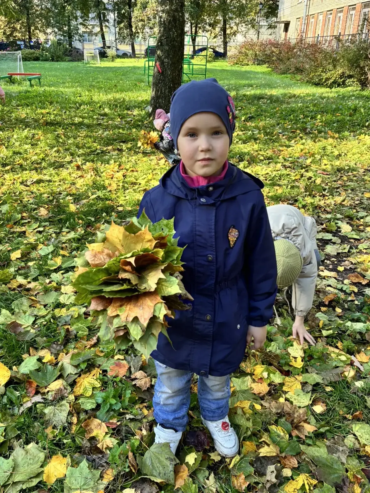 Осенние прогулки в нашем саду 🍂🍁🍂
