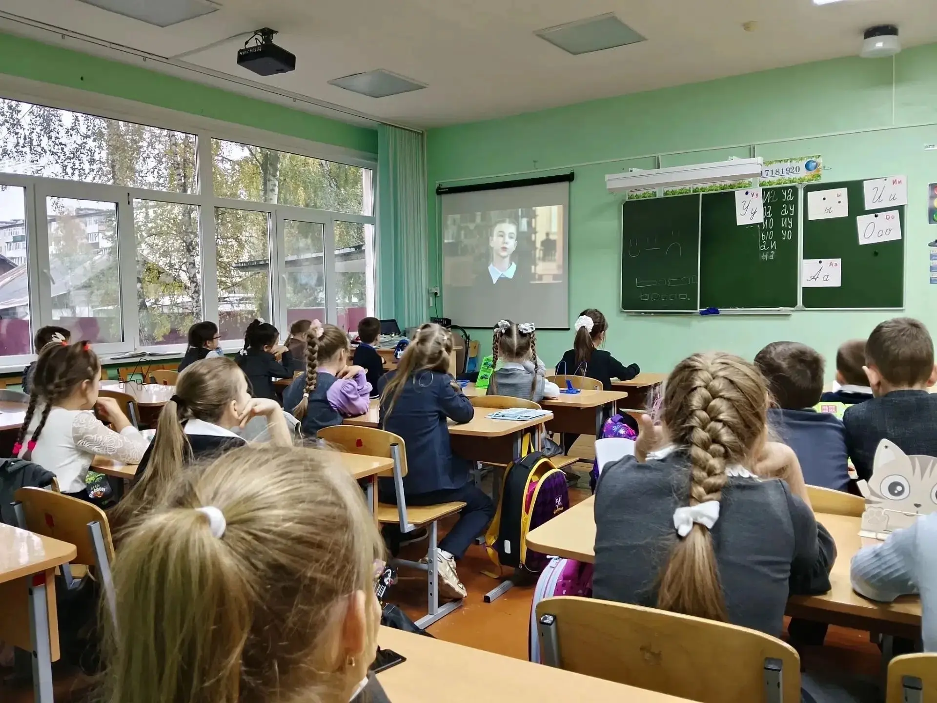 Ребята 1а класса посмотрели трогательный короткометражный фильм «Лошадка для героя» — и...