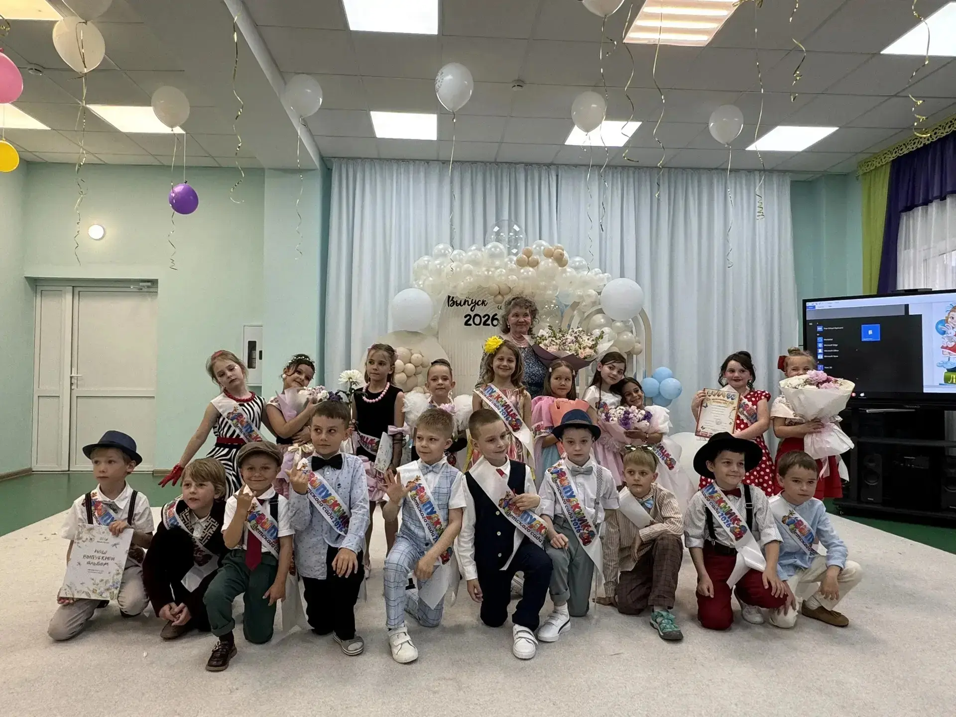 Маленькие выпускники – большие шаги в будущее! 💓🎓