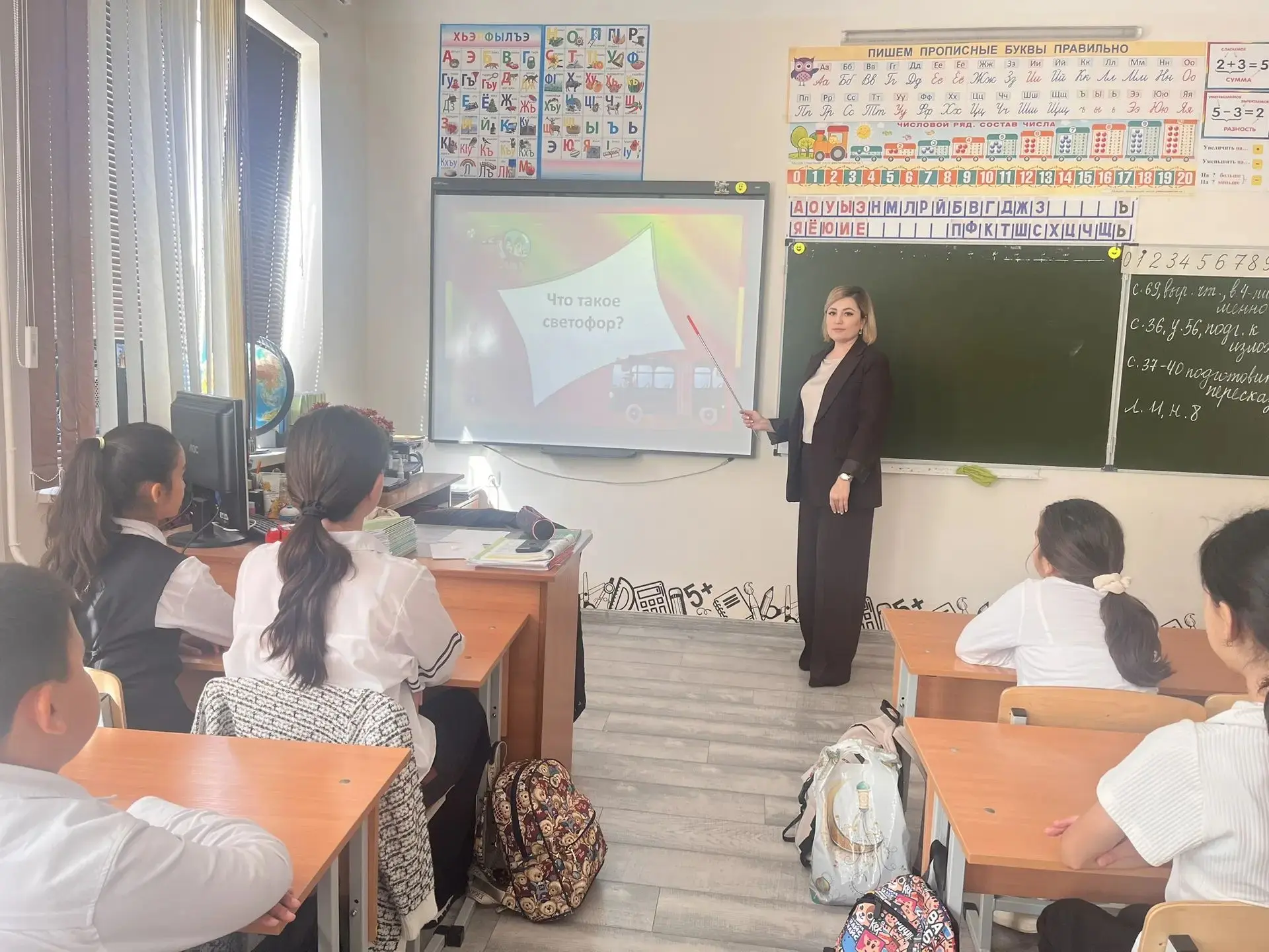 ДОП "Юные инспектора дорожного движения".
