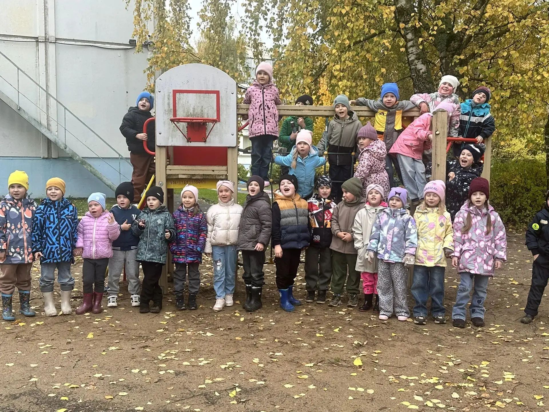 🌧️ Прогулка «Абвгдейки»: дождик нам не помеха!