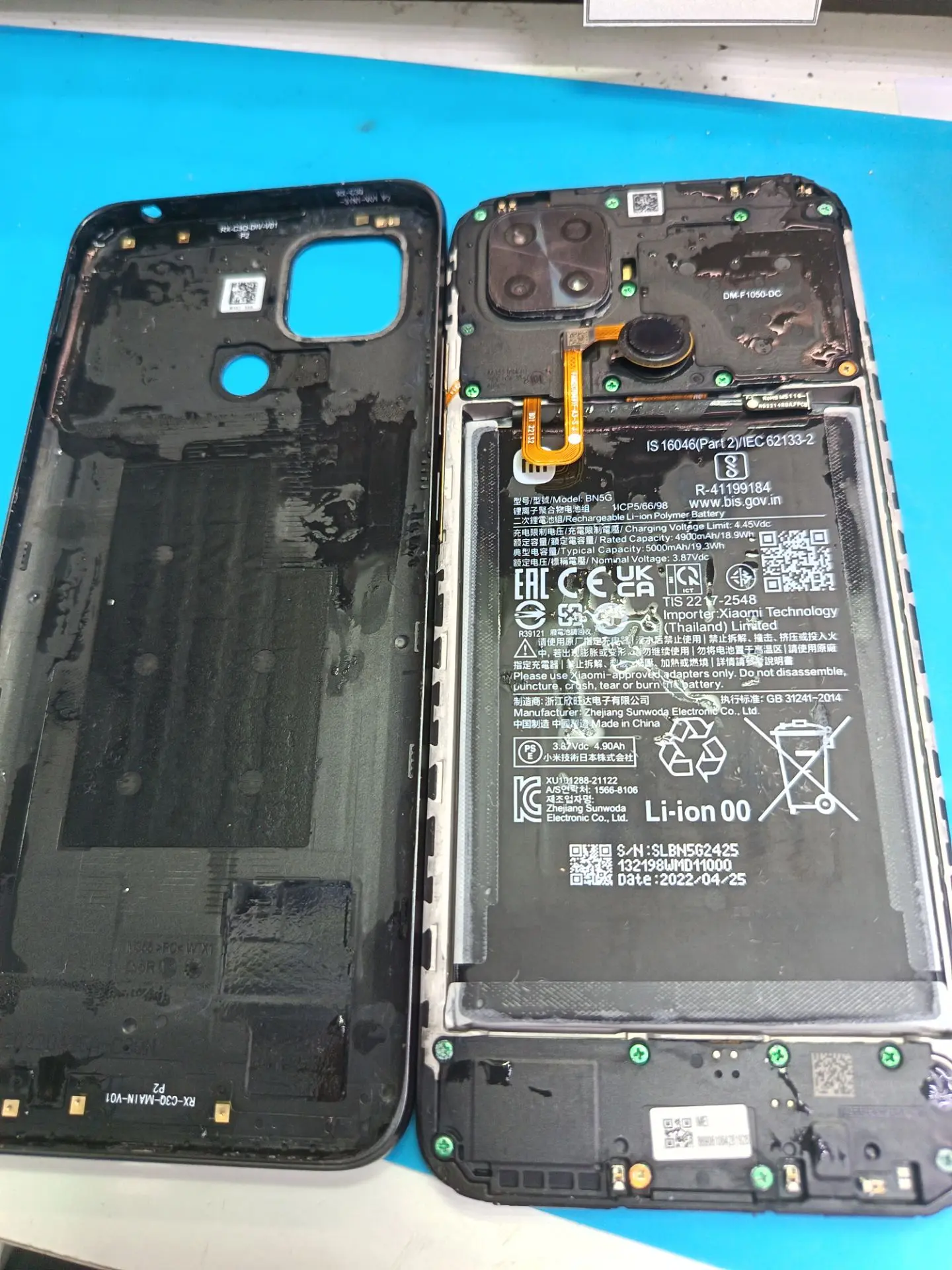 Смартфон xiaomi после попадания жидкости