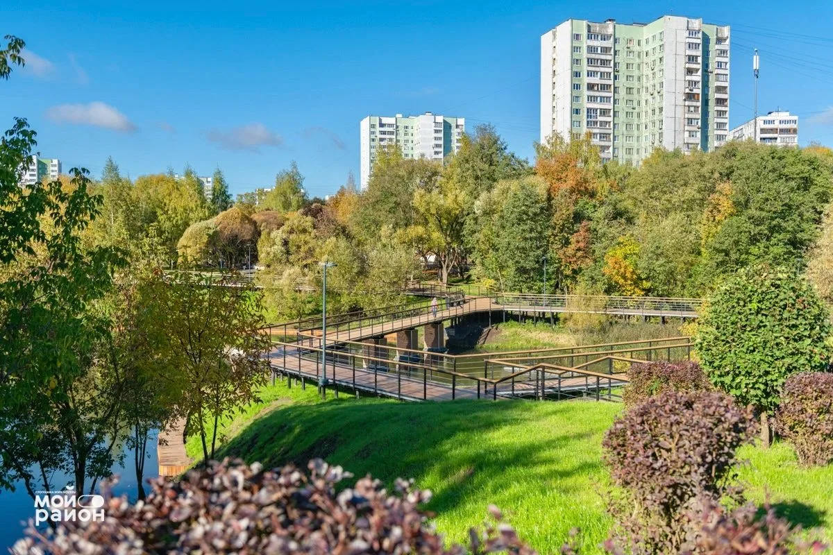 Прогулялись по обновлённому парку «Этнографическая деревня Бибирево» 🍂