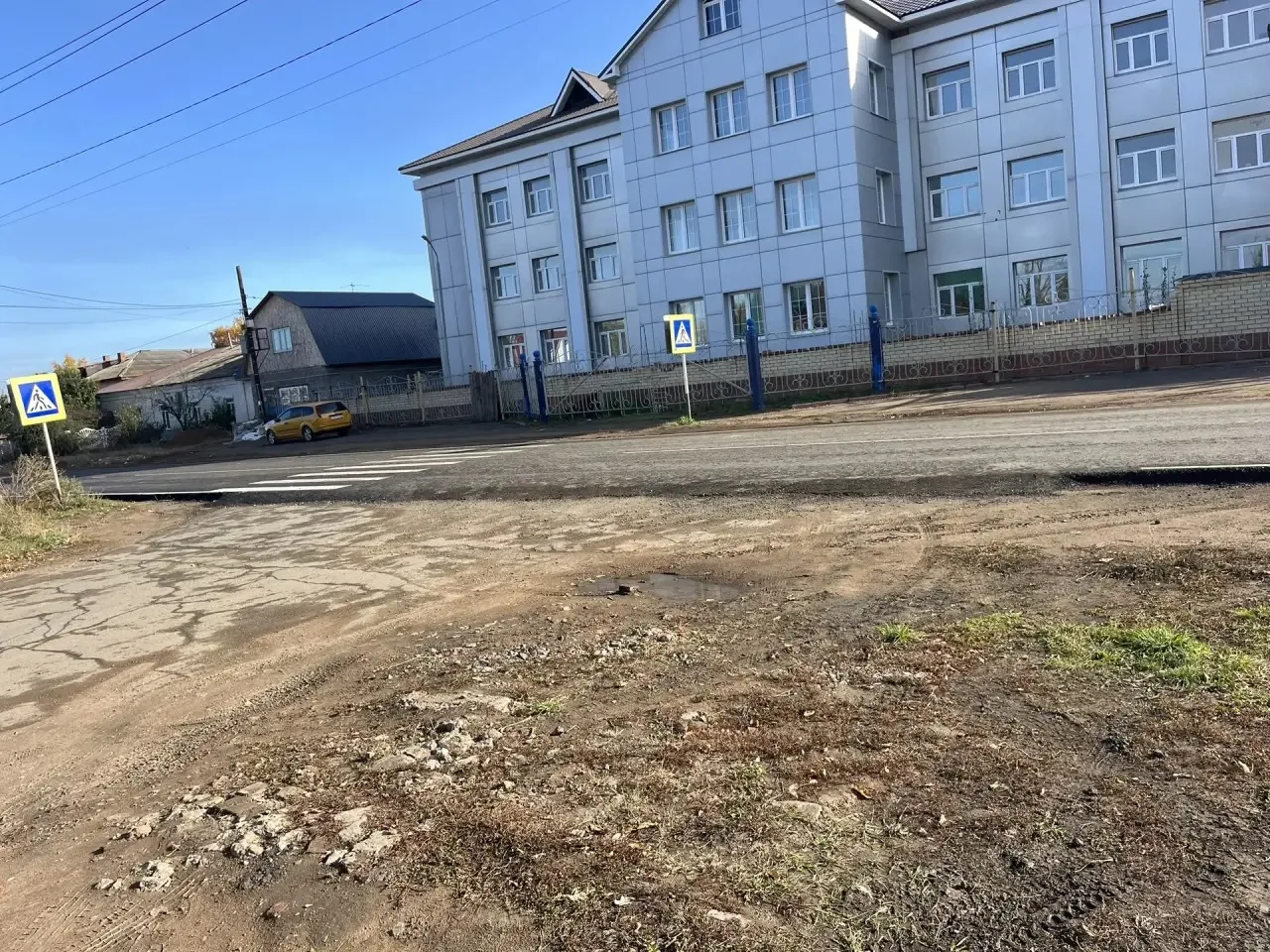 Добрый день. Ранее на данном участке дороги не было сплошной, неверно разметили или как...