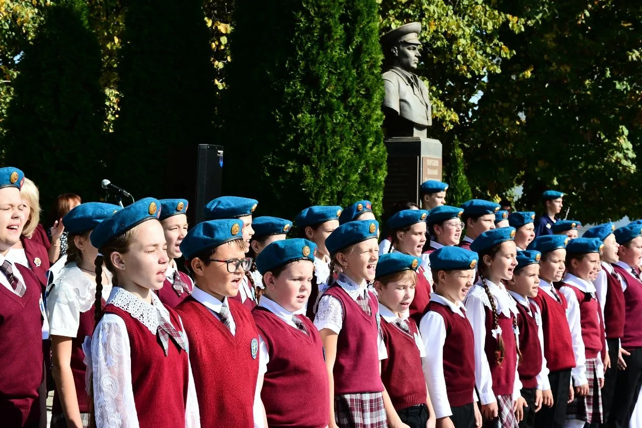 🎖Для школы №5 города Славянска-на-Кубани 9 октября особый и значимый день. Ровно 10 ле...