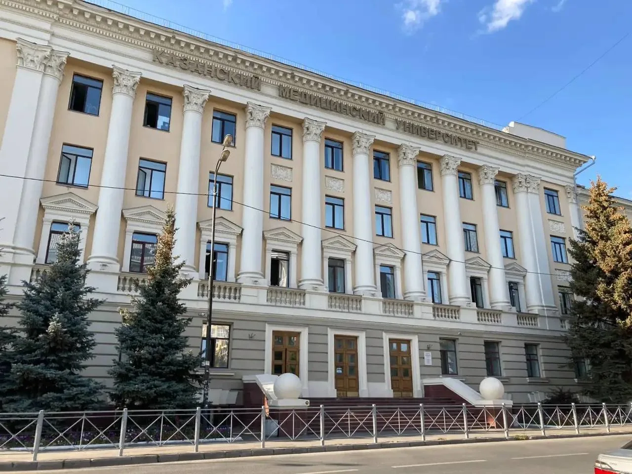 Прокуратура помогла восстановиться трем незаконно отчисленным студентам КГМУ