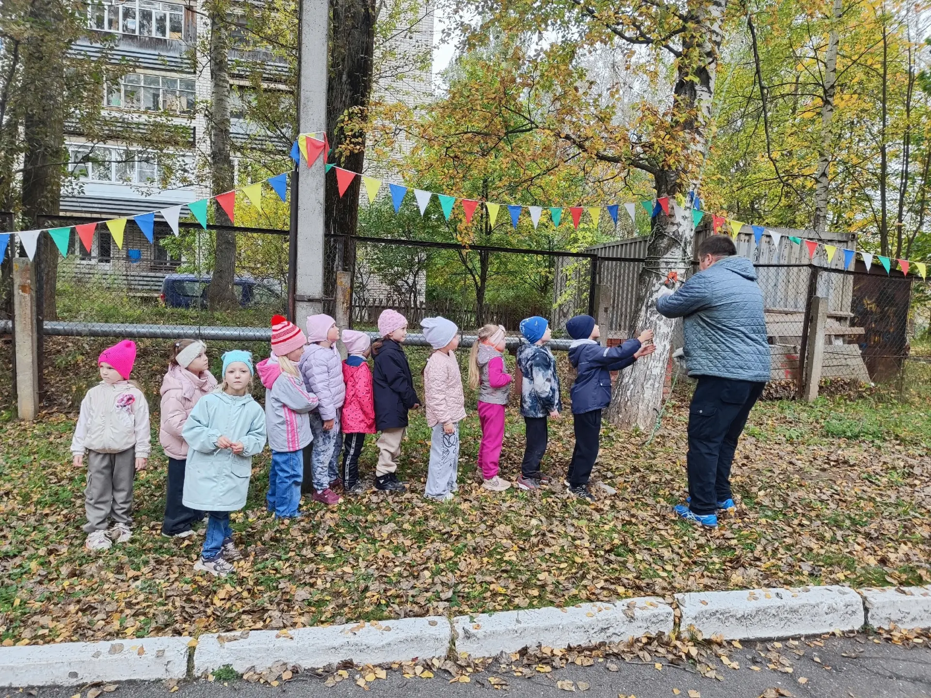 ✨ Педагог Дворца творчества провёл занятие по спортивному туризму в детском саду №85 «П...