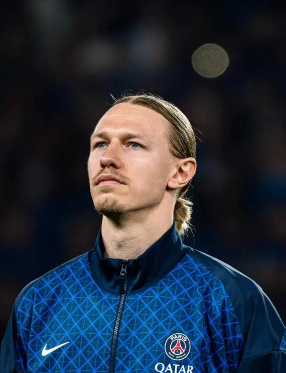 🧤«Мне бы не 10-м быть хотя бы»