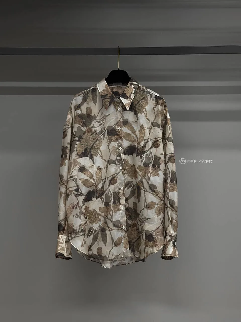 Рубашка Brunello Cucinelli в отличном состоянии, маркировка XL.