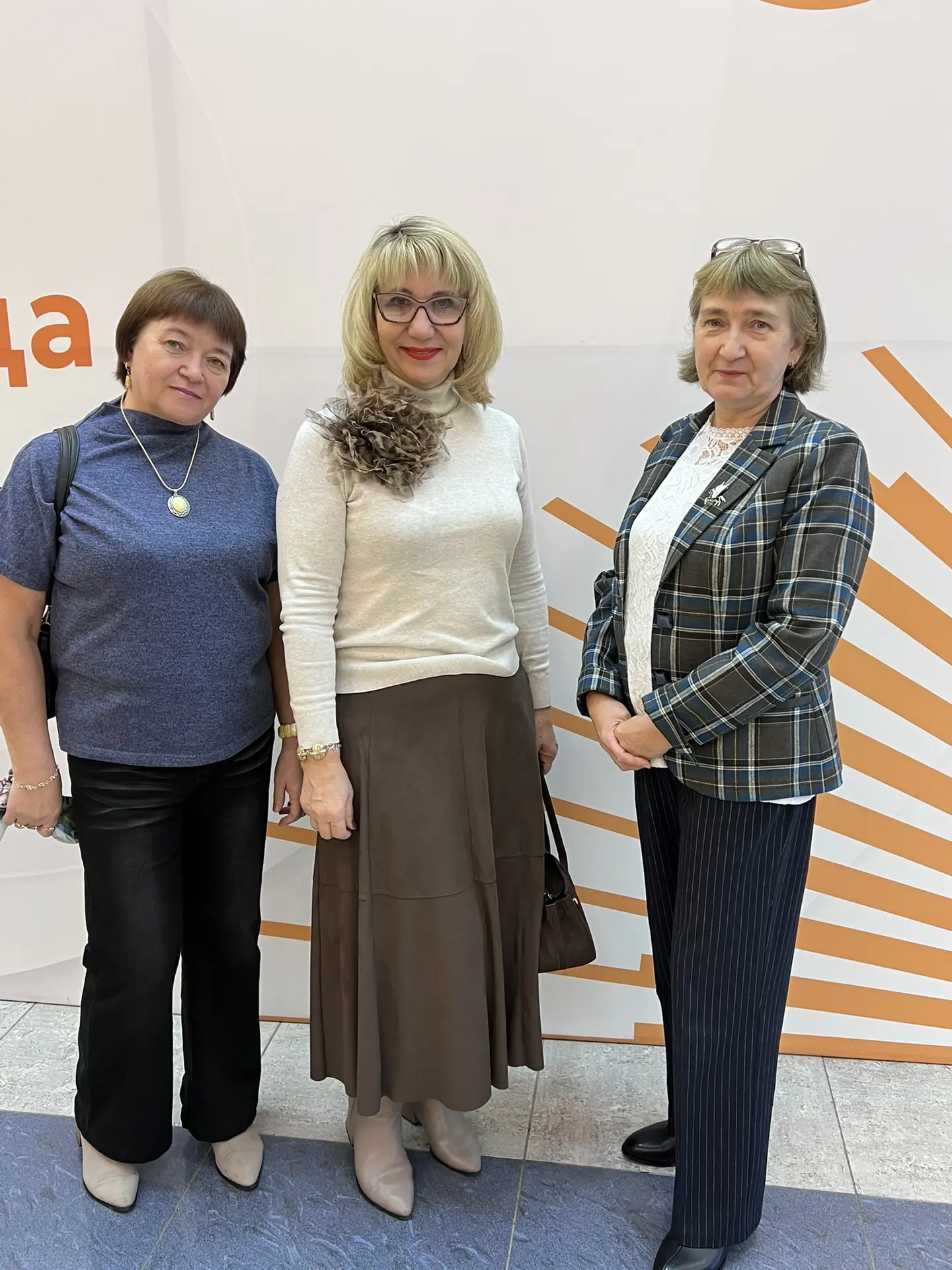 🎵 Культурная пятница: педагоги школы №14 и сотрудники МАУ «Школьное питание» на Сибирс...