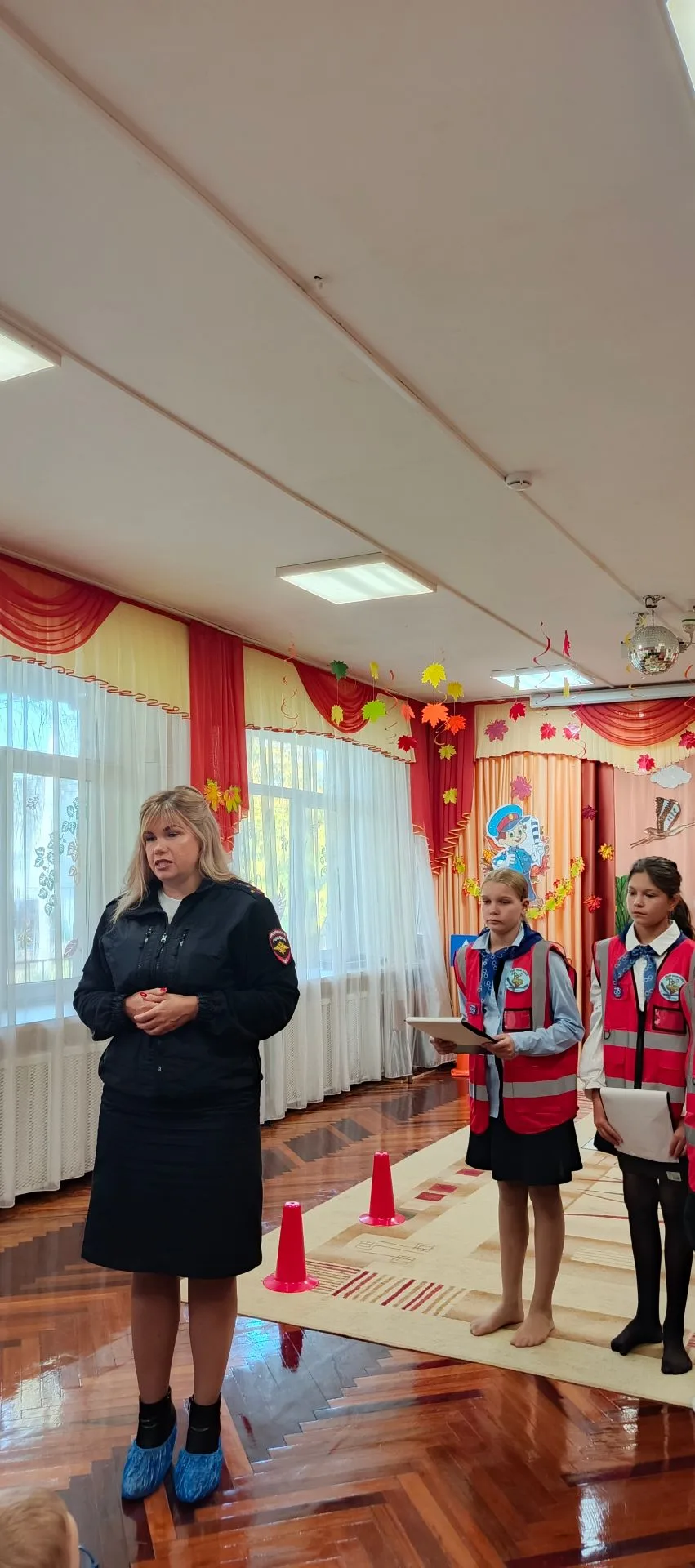 🚦Отряд ЮИД «Островок безопасности» школы № 523 провёл торжественное посвящение наших в...