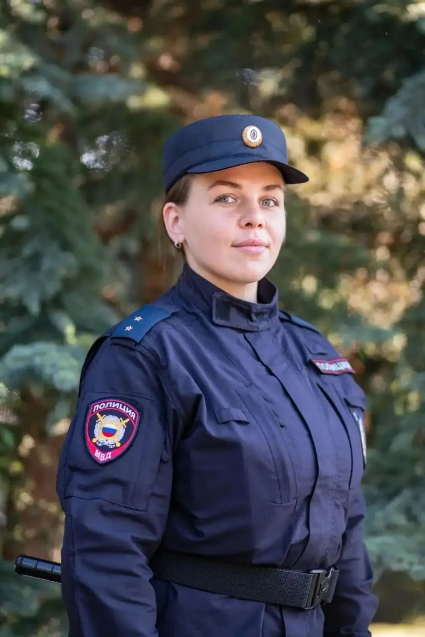 Доброго утра и солнечных выходных вам желает полицейский мобильного взвода 6 роты полка...