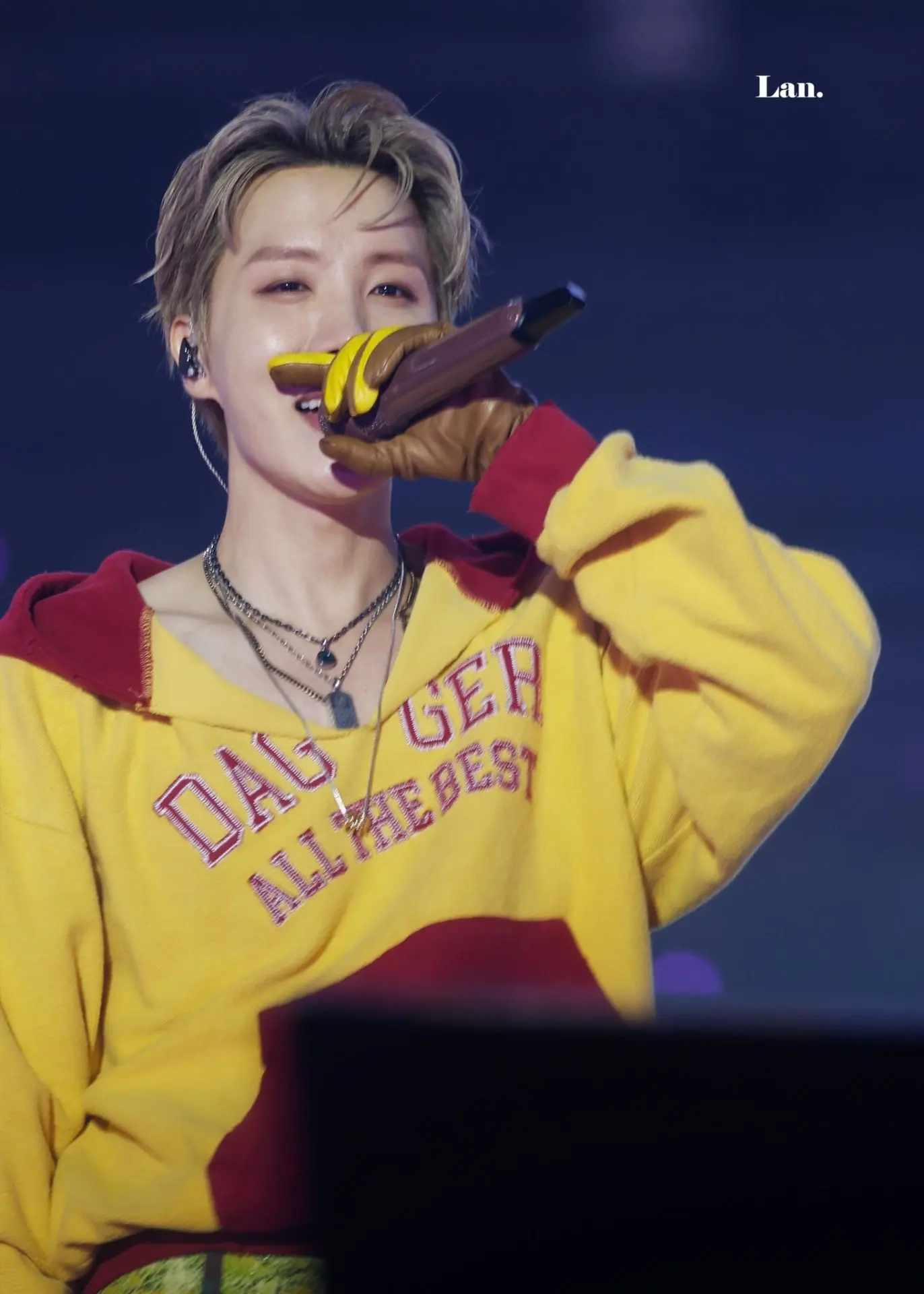 BTS WORLD TOUR ARIRANG